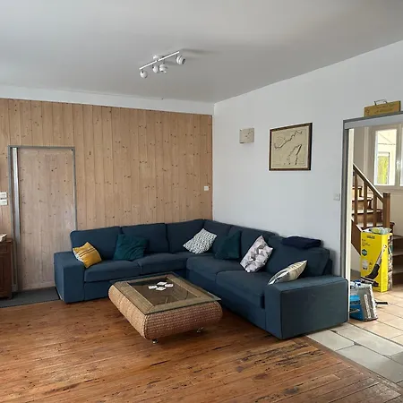 Maison Familiale A Morgat, Jardin Clos, A 2 Minutes De La Semesterbostad *